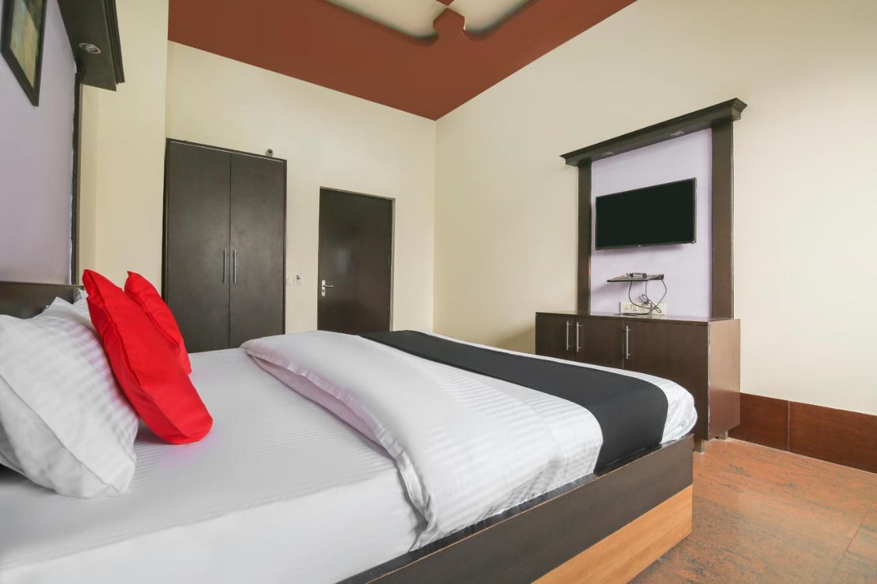 غازي أباد Capital O 68148 Hotel Shree Jee Palace المظهر الخارجي الصورة