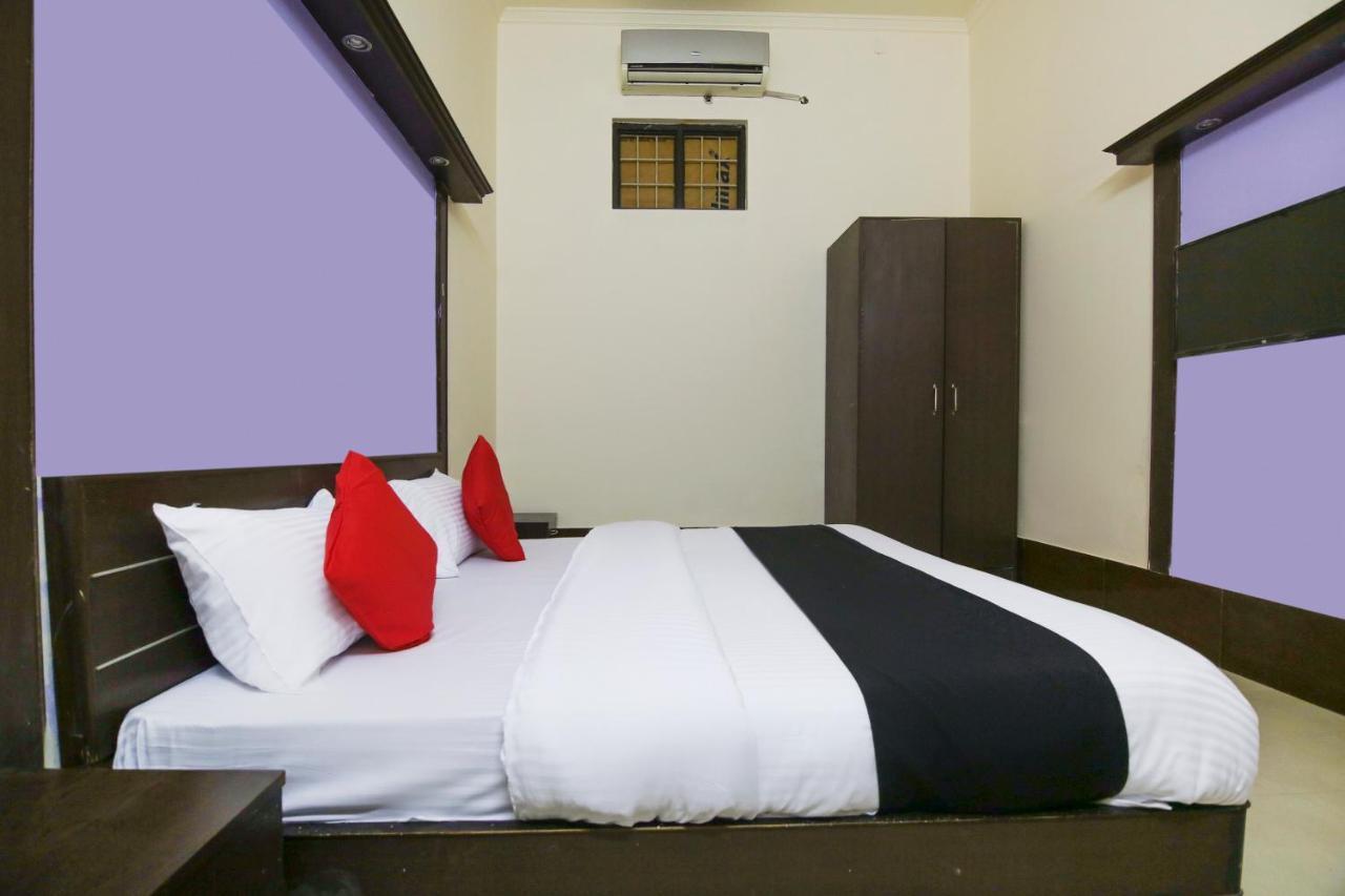 غازي أباد Capital O 68148 Hotel Shree Jee Palace المظهر الخارجي الصورة