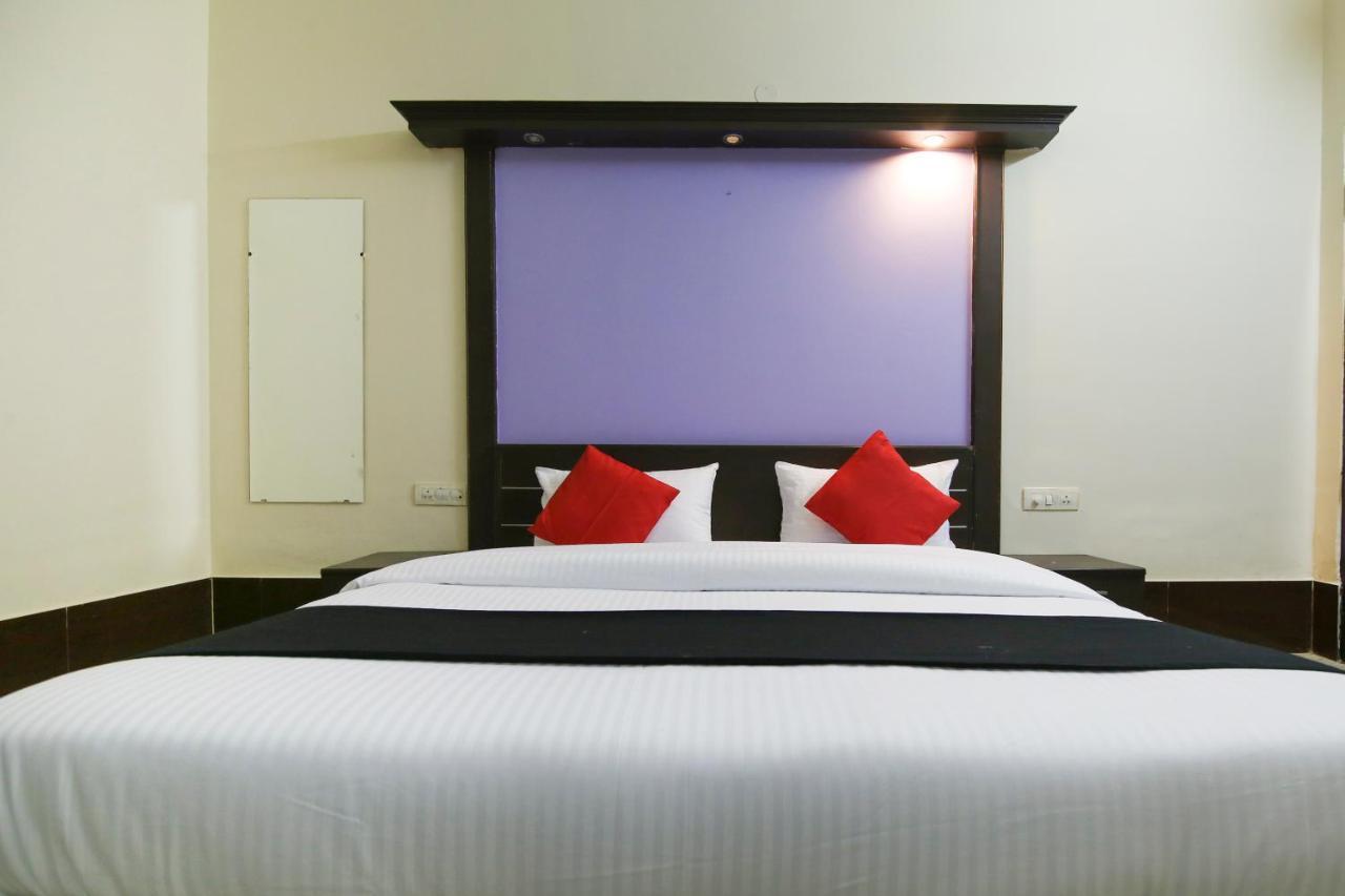 غازي أباد Capital O 68148 Hotel Shree Jee Palace المظهر الخارجي الصورة